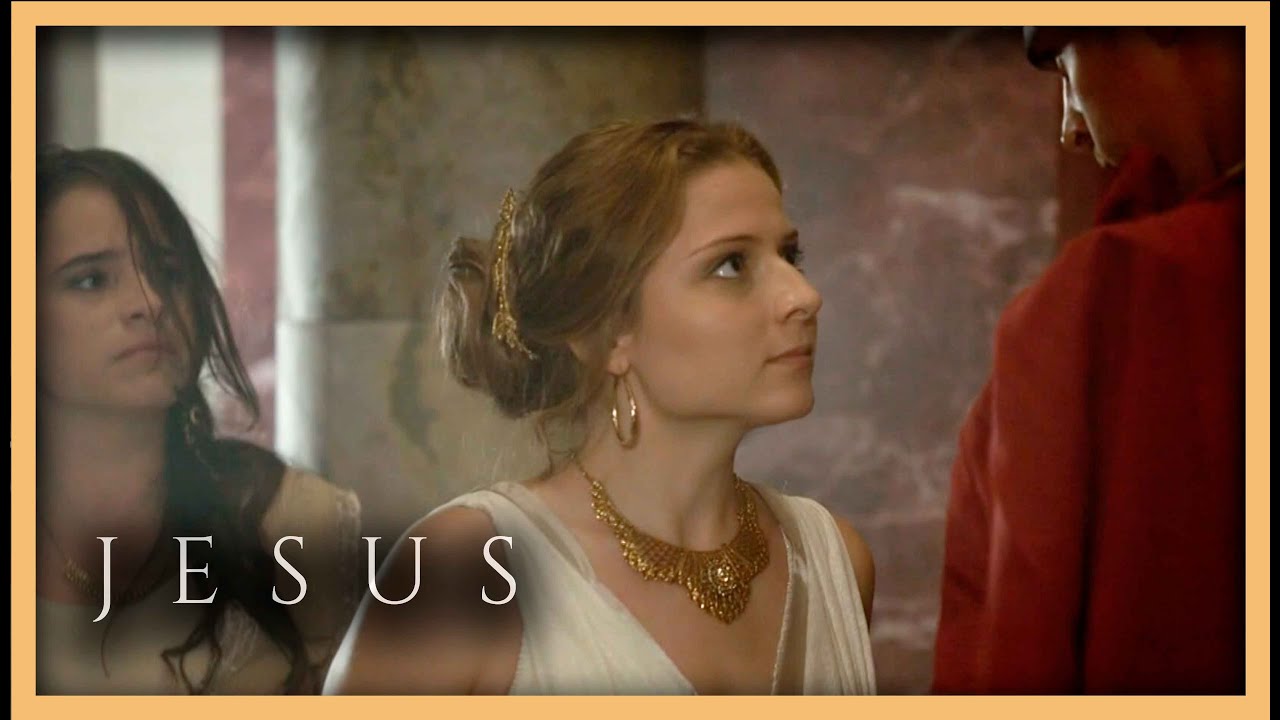 Caius tenta se aproveitar de Deborah, mas é impedido por Helena l NOVELA JESUS