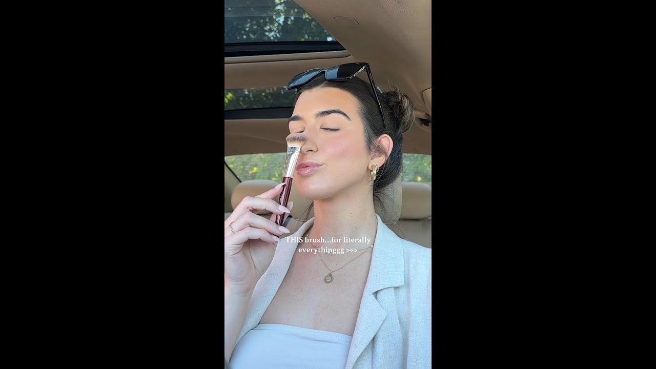 The 109 makeup brush- foundation, concealer, bronzer, blush✨