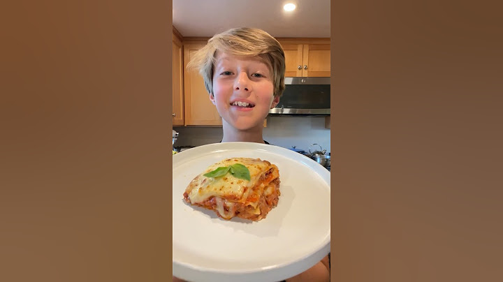 Lasagna! #shorts #fyp #viral #cooking #food #pasta #italian #lasagna #recipe #chef #cheese #trending