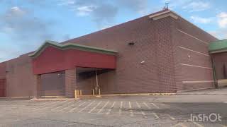 Vacant Walmart Bedford OH
