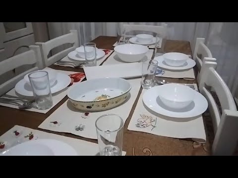 ترتيب سفرة بسيطة وأنيقة عمل مفارش و رانر سفرة رمضان      