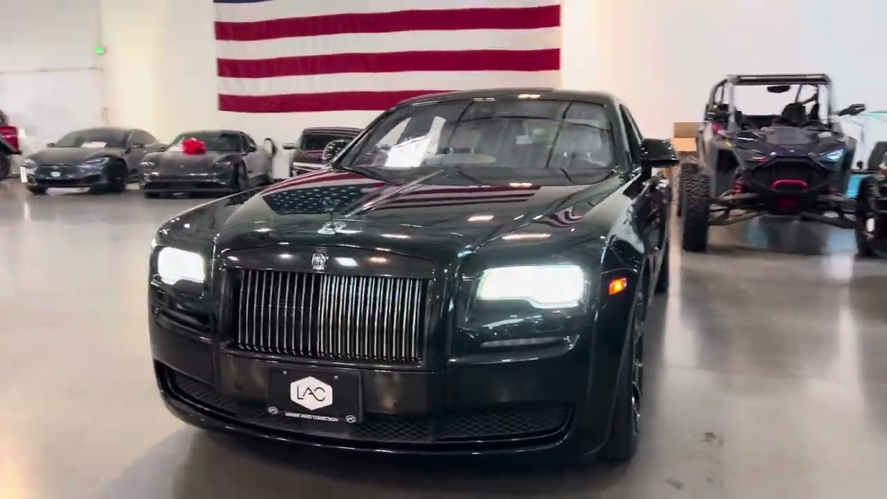 HUX54233 - 2017 Rolls-Royce Ghost Black Badge - LUXURY AUTO COLLECTION