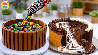 Pastel Explosión de Chocolate con M&M y KITKAT 🍫🎂 | Los Mejores Pasteles de DeliWow