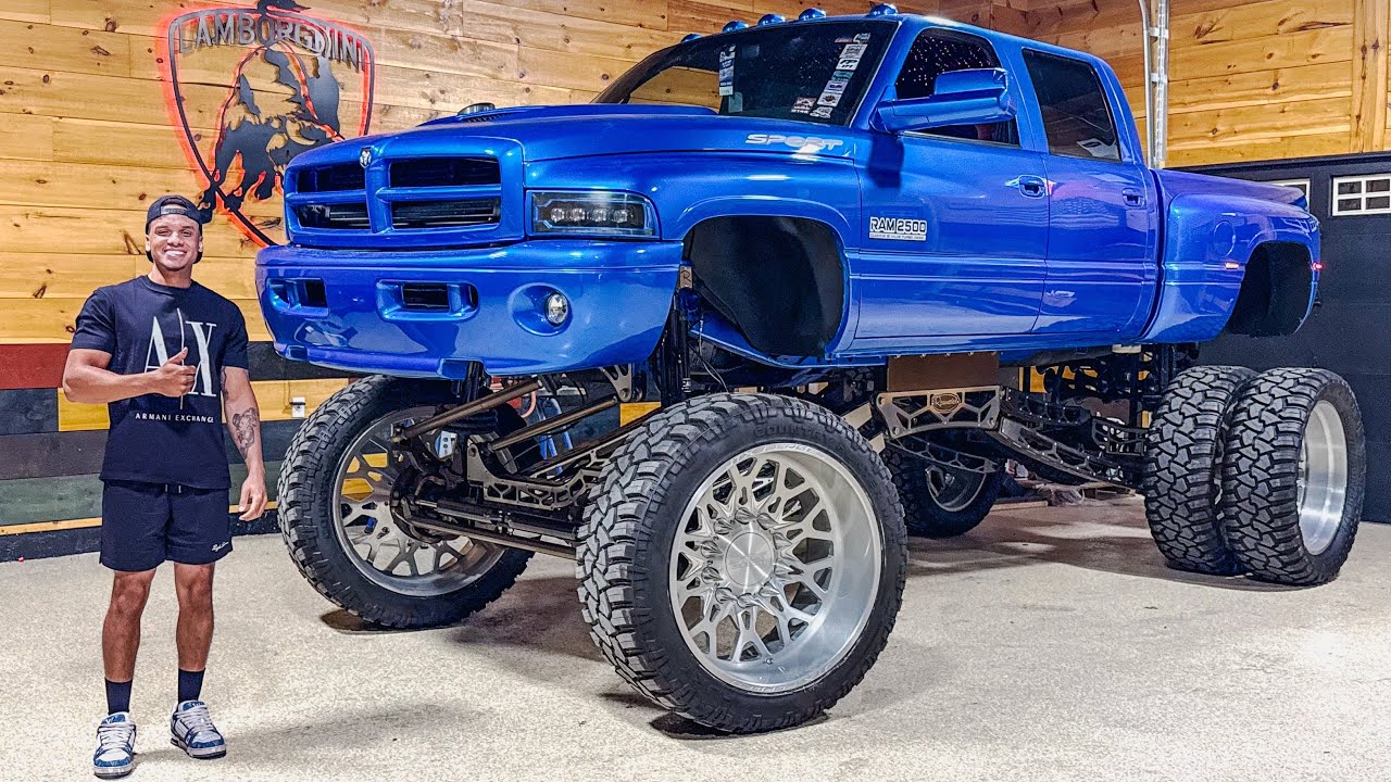 Putting $100K Lamborghini Interior in my +20 Year Old 2nd Gen Cummins!