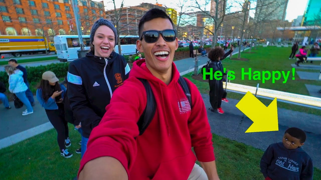 WEIRD BALTIMORE ART FESTIVAL? | VLOG 04