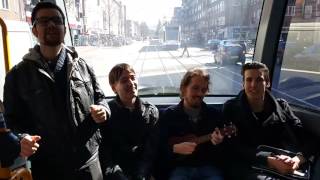 Dek bovinoj – Kantita de esperantistoj en trajno
