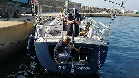 Remove Sailboat Mast