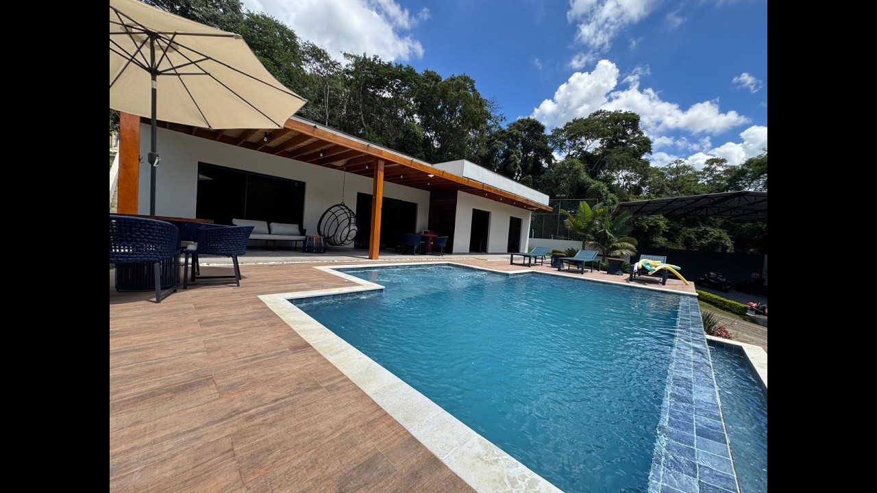 Casa de campo em Ibiúna Pénagua - Cod: 1354