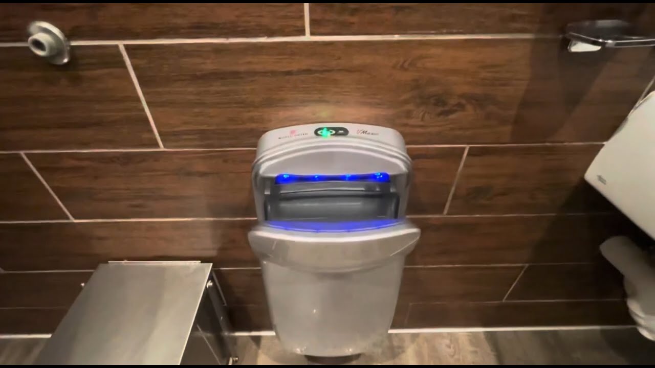 World Dryer VMax | Buona Beef | Glen Ellyn, IL