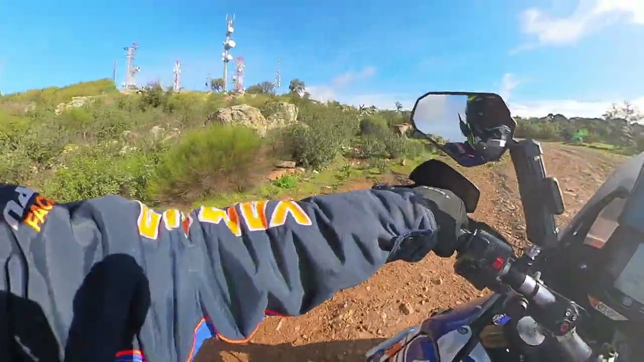 Visito las ruinas de la ermita de San Serván y la vuelta me pasa lo inevitable... 