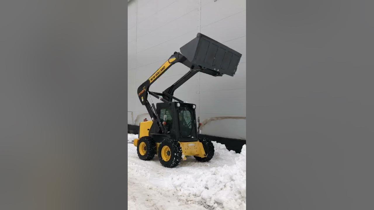 Видео минипогрузчик ковшовый New Holland LS180B Нью Холланд дизельный