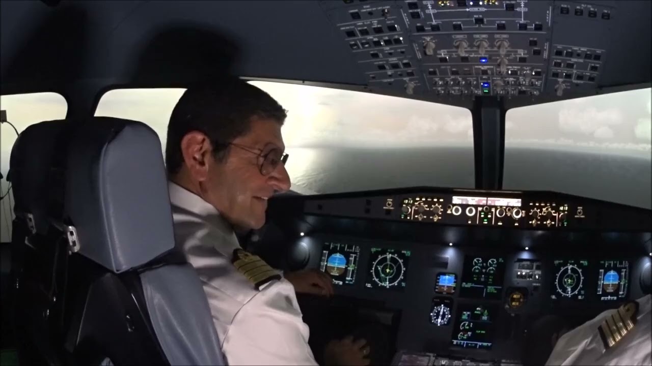 Hubert sur Airbus A330 (HubCaptain)