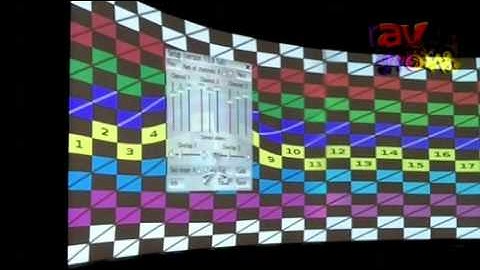 InfoComm 2011: LG Shows Projectors with Edge Blending