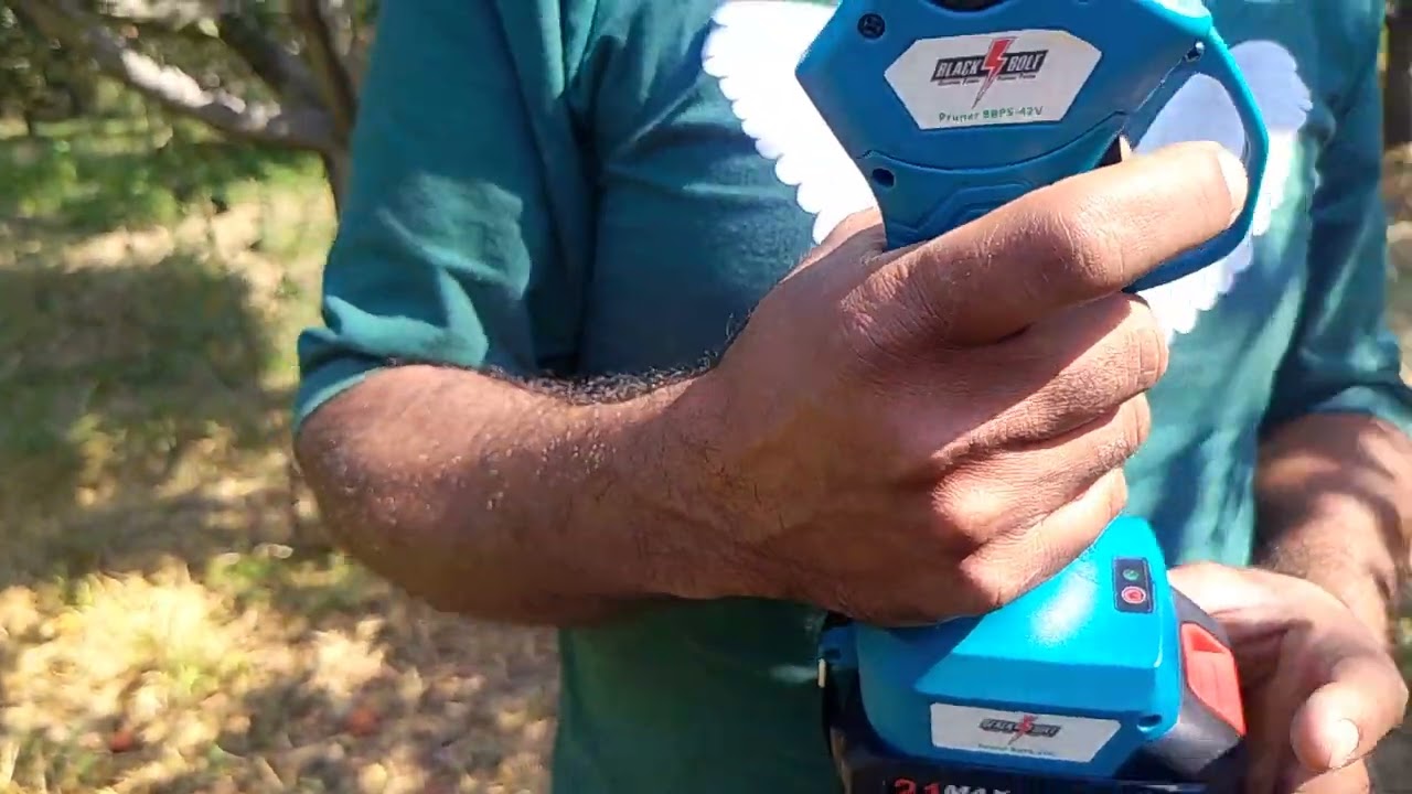 Topic:- Battery Operated Pruning Shear Er.Reyaz Gull (B.Tech,M.Tech) Mechanical Engineering..