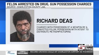 VIDEO: Convicted felon arrested for possession of gun, drugs in North Charleston