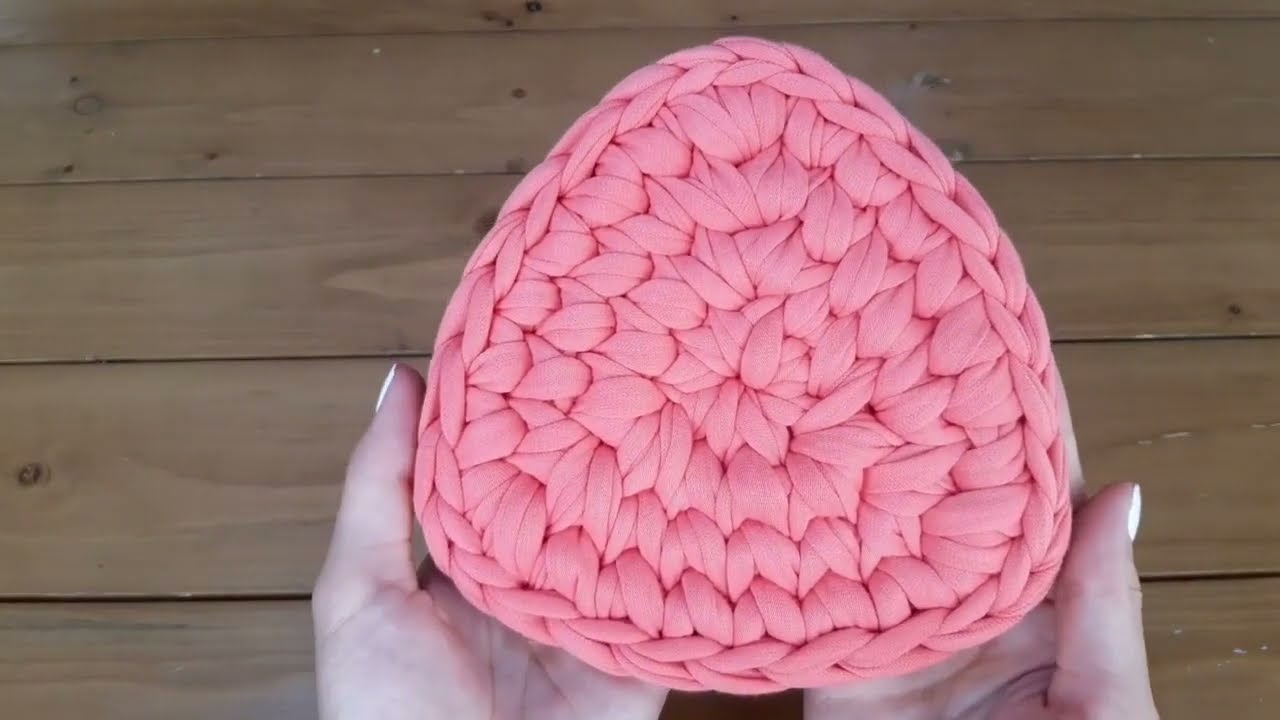 How to crochet triangle||Crochet coaster for beginners||DIY Tutorial