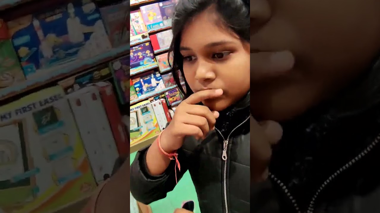 Exploring Hamleys.... Nucleus mall