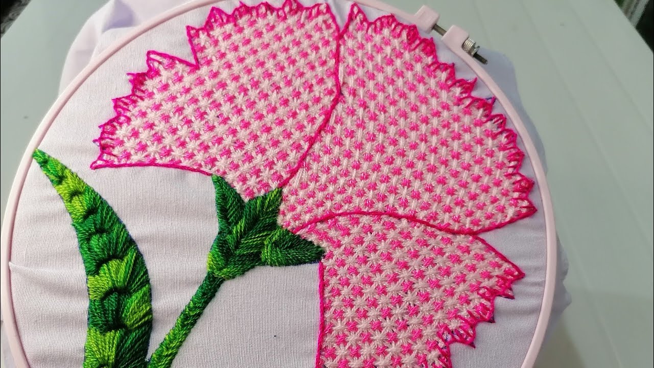 Clavel con mi Puntada Favorita, Elegante y Bonita.. 🥀