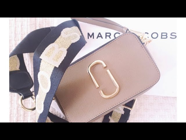 Unbox the Marc Jacobs Snapshot Camera Bag with me 💝 • • #unboxing #b