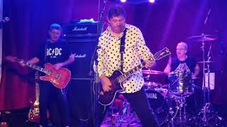 Stiff Little Fingers "Gotta Getaway" & "Alternative Ulster" Live Wonder Bar, Asbury Park, NJ 9/30/17 chords