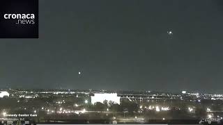 Washington DC plane crash caught on camera