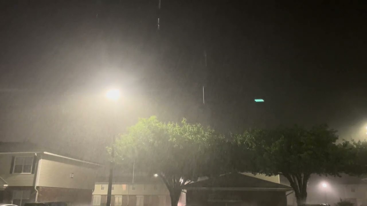 thunderstorm in Savannah, GA