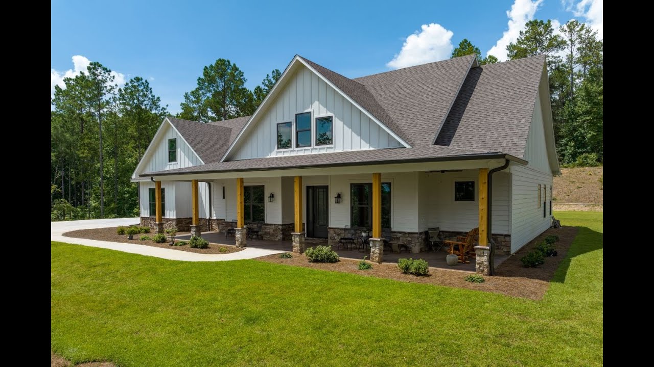 Building a Custom Farmhouse on 20 Acres | Taylor’s Custom Homes