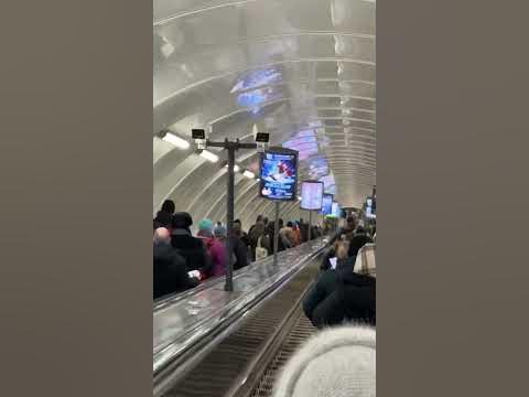 Самое глубокое метро в мире 😱 #метро #метрополитен #спб #питер #москва ...