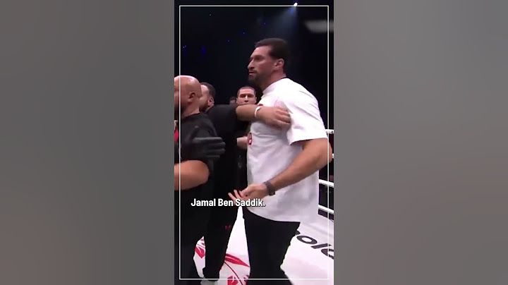Rico Verhoeven krijgt na wedstrijd bijna trap in gezicht van Jamal Ben Saddik #gva