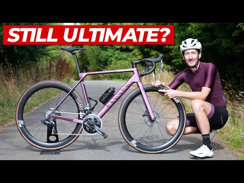 Video: Canyon Ultimate CF SLX Disc 8.0 eTap recenzija