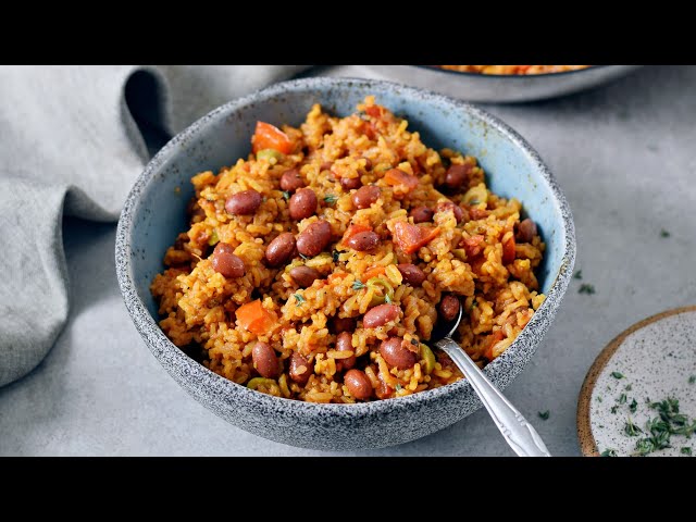 How To Make The Perfect Spanish RICE AND BEANS class=
