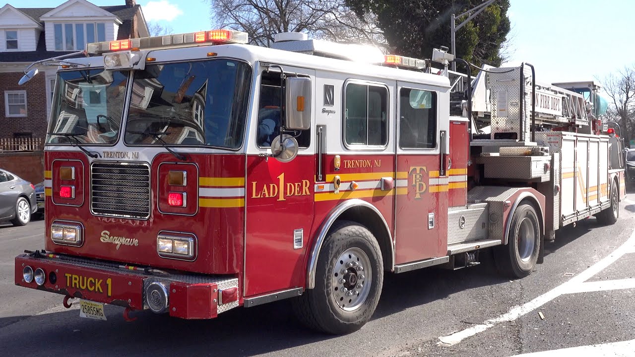 Trenton Fire Department Ladder 1 Responding YouTube