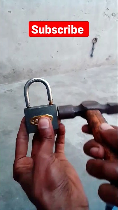 HOW TO OPEN LOCK WITHOUT OF KEY WITH HAMMER #lock #lockpicking #lifehacks #lockhack #padlock