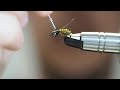 Процесс вязания нахлыстовой нимфы. Оса.
