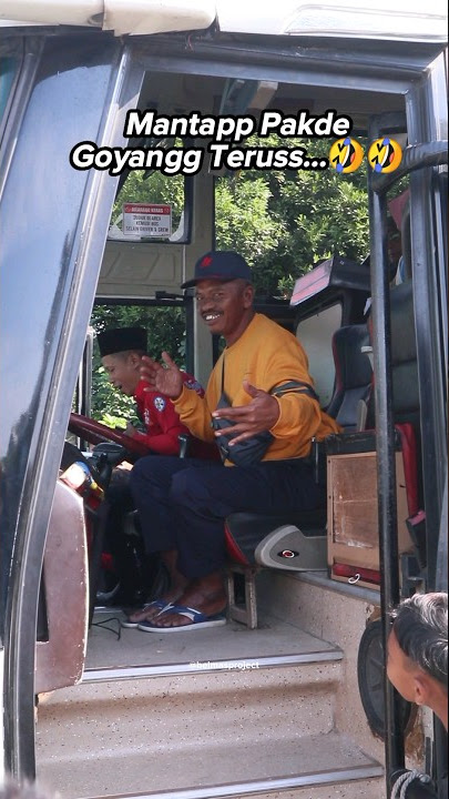 Kebahagiaan Dapet Telolet Aiya Susanti😂 #shorts #busmania #basuri