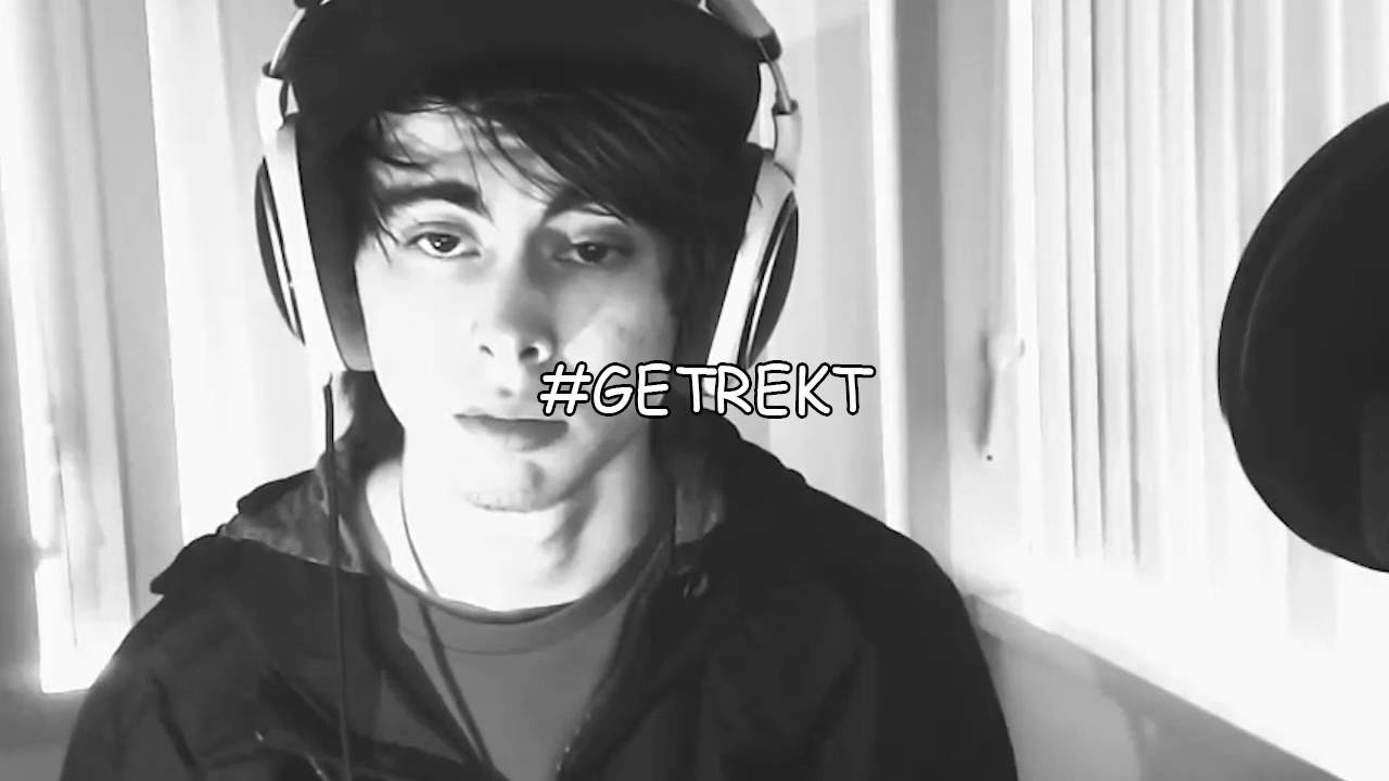 IDUBBBZ ROASTS LEAFY (GONE WRONG) (GONE SEXUAL)