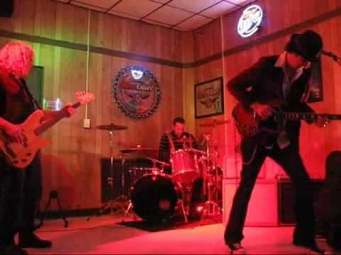 Guitar Zack Performs Jeff Beck tune at Harveys 12-...