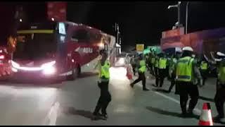 Download lagu om telolet om.... om telolet om! jaman dulu... lagi viral viralnya😀