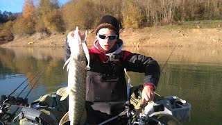 Technique de pêche hivernal - Perches et brochet en float tube | n°13 | en Ariège