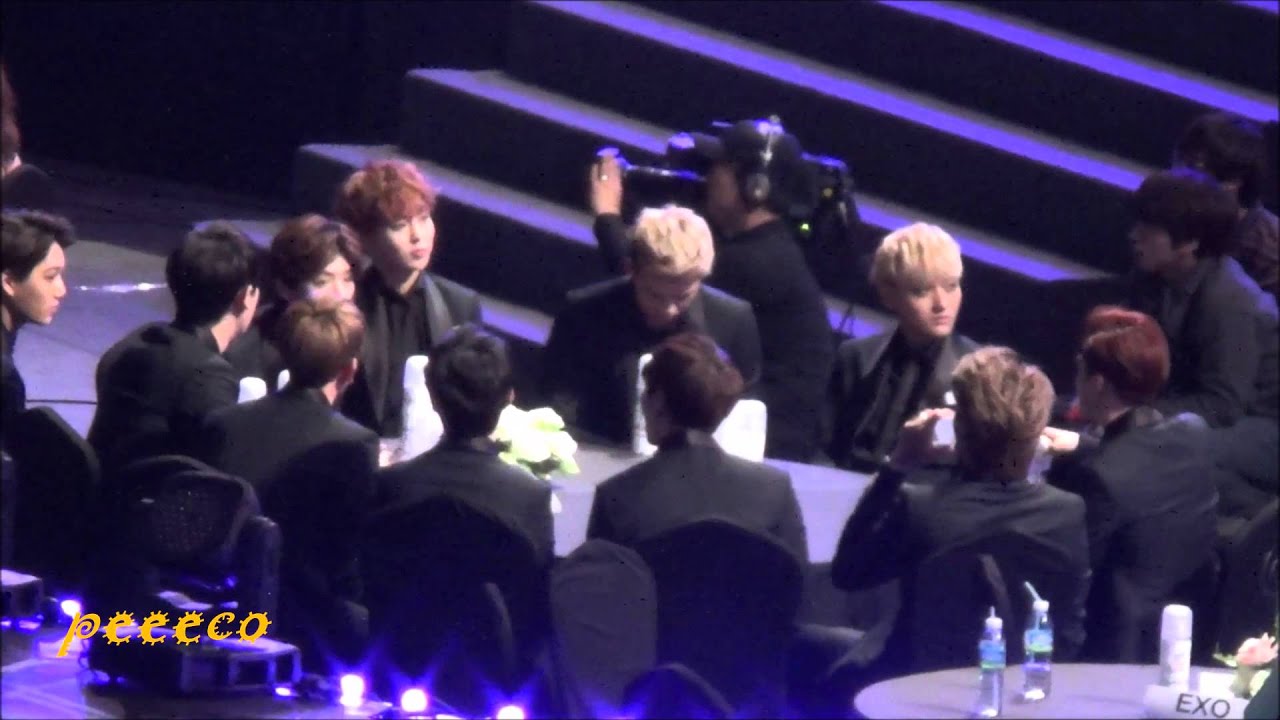 140212 The 3rd Gaon Awards - EXO - SNSD Winning Award