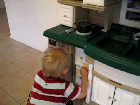 vlogs in spanish Austins New Deluxe Kitchen!!