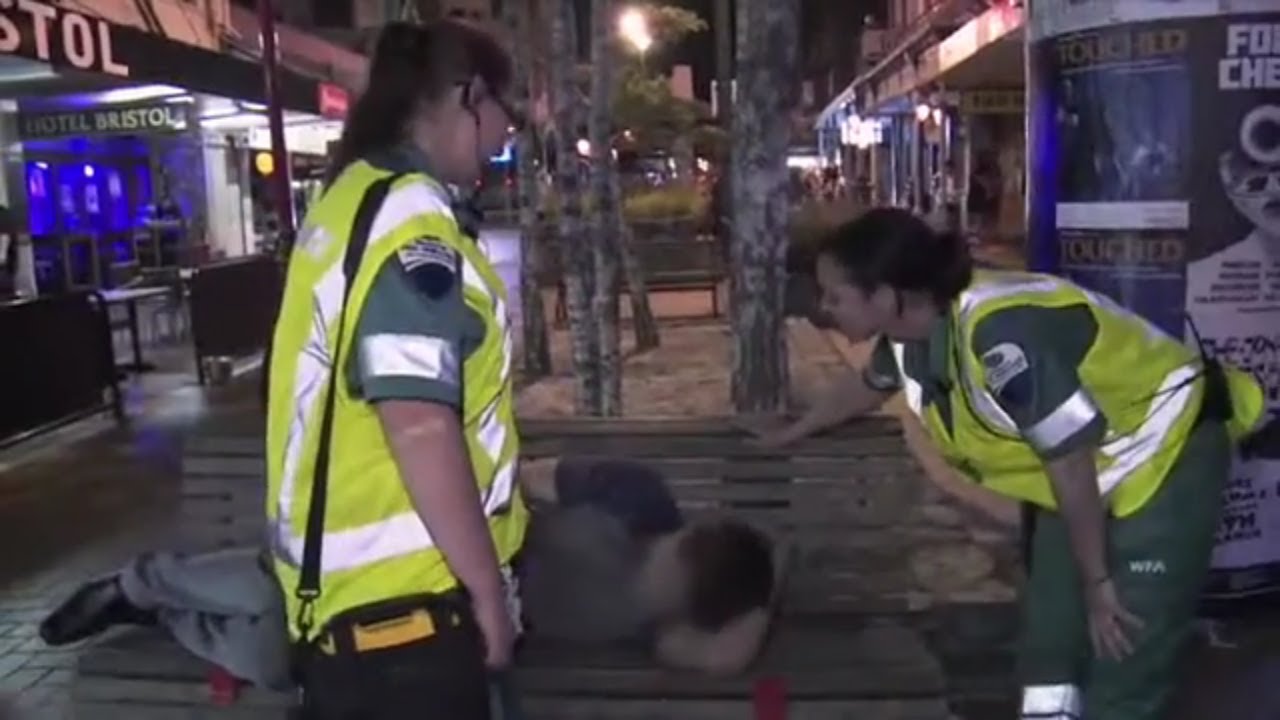 Drunken Frat Boys! | Street Hospital | Full Episode