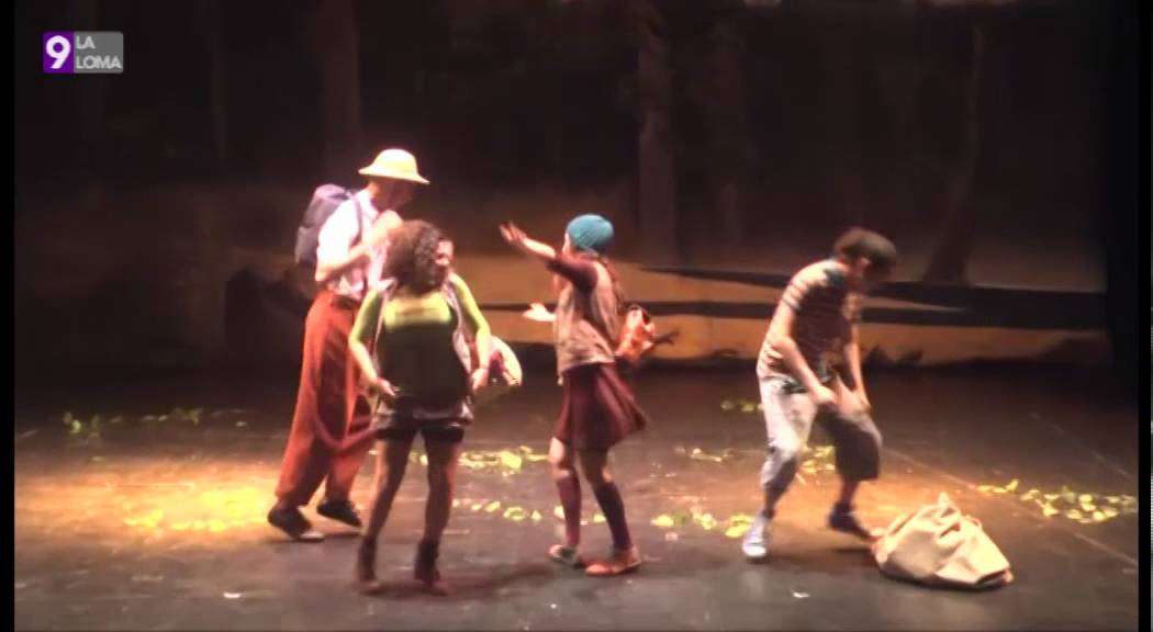 Navidad en La Loma 2015 · Teatro Familiar: Dinosaurios en la ciudad