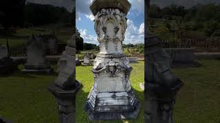 Beautiful Graves (Rose Hill Cemetery)