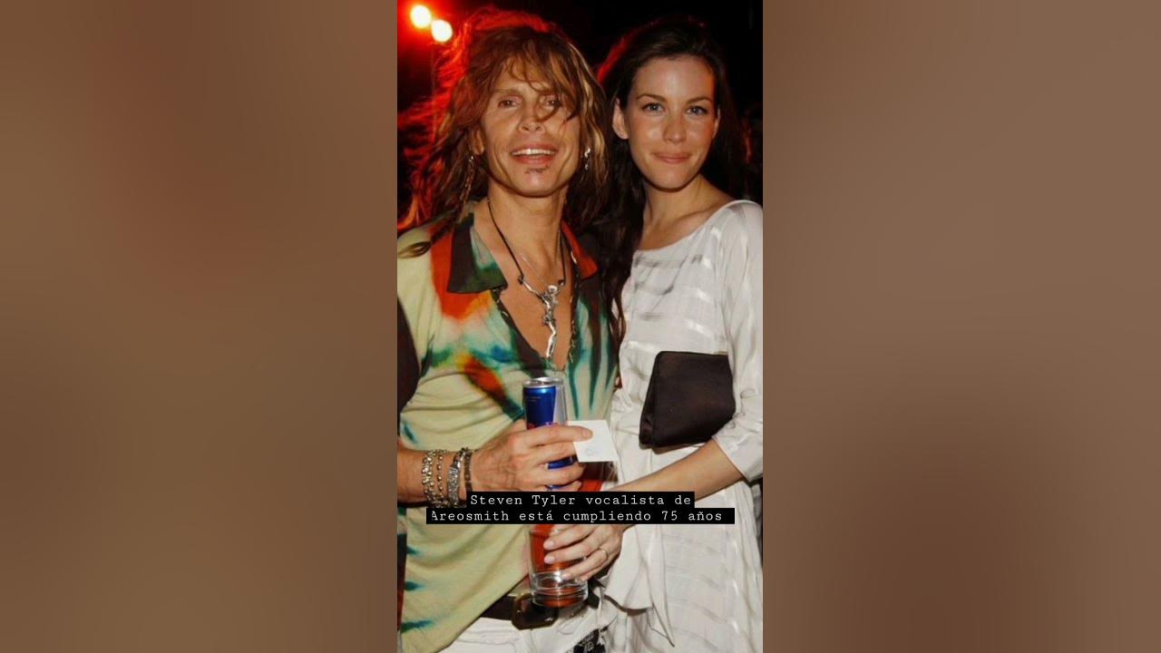 #StevenTyler vocalista de #Areosmith de cumpleaños 🎂 #YouTubeShorts #shorts #HappyBirthday #LivTyler
