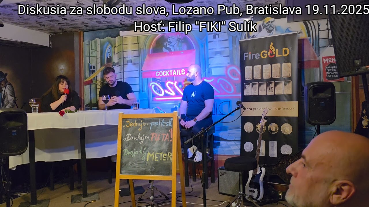 Fiki Sulík a Henry Tóth na pódiu