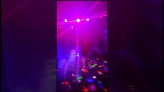 🔊🇸🇻🤩 Somos RC Disco, con tu servidor EDORIC DJ. Cotiza tu evento al 7002-8313 😎🇸🇻🔊