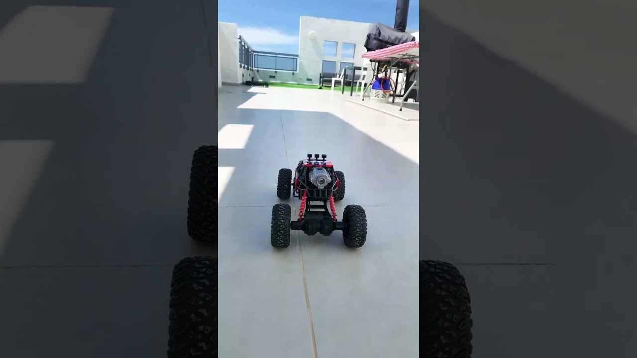 מכונית על שלט??#מכוניות #automobile #rccar #offroad
