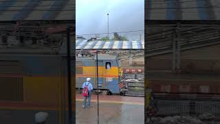 17671 Mumbai CSMT Nanded Tapovan Express Arriving At Kalyan Junction