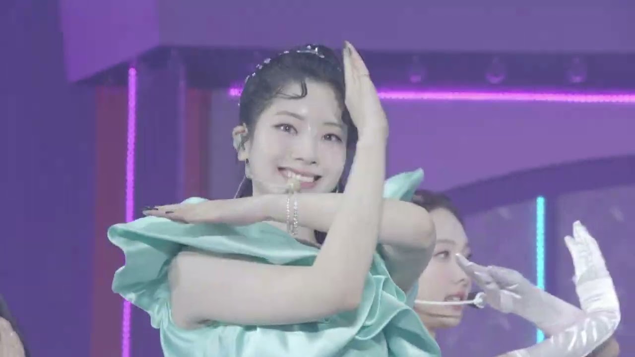 hq720.jpg?sqp=-